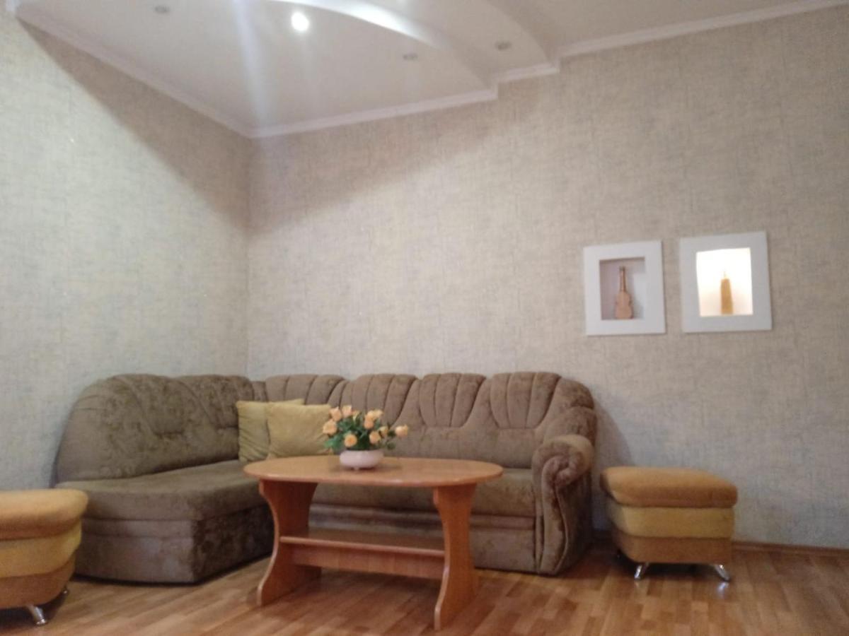 Apartment On Vasilka 4 Grodno Esterno foto