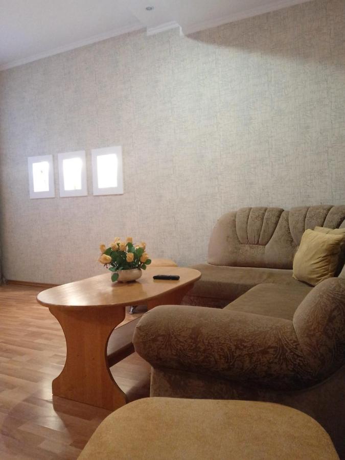 Apartment On Vasilka 4 Grodno Esterno foto